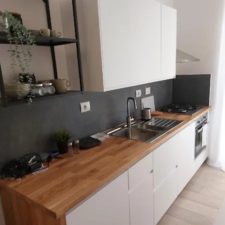 Trilocale , 4 Posti Letto Apartment *